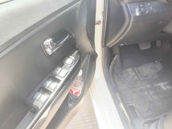 [义乌·浙G] 二手起亚起亚K22012款 两厢 1.6L AT Premium纪念版