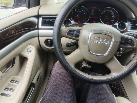 [成都·川A] 二手奥迪奥迪A82009款 A8L 2.8 FSI 标准型