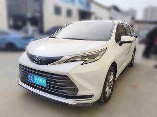 丰田赛那SIENNA2024款 2.5L混动 四驱豪华版