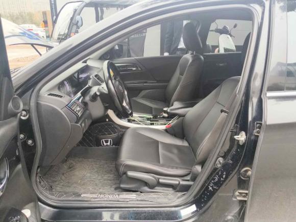 [西安·陕A] 二手本田雅阁2016款 2.0L 舒适版