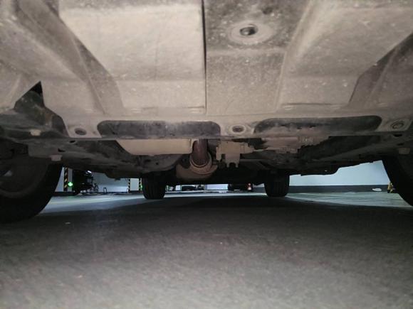 [南京·苏A] 二手别克别克GL82013款 2.4L CT豪华商务舒适版