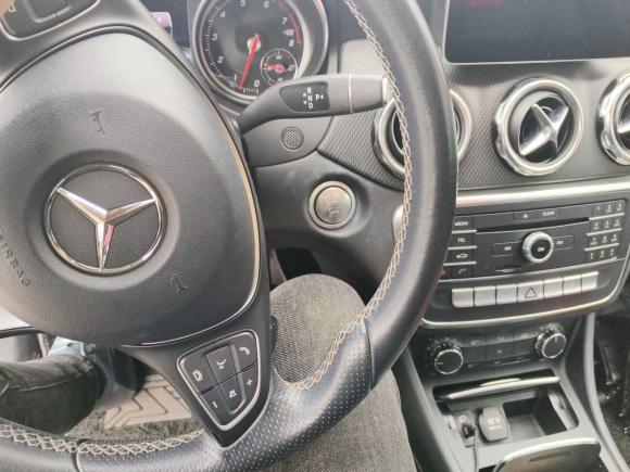 [苏州·苏E] 二手奔驰奔驰GLA2017款 GLA 200 时尚型