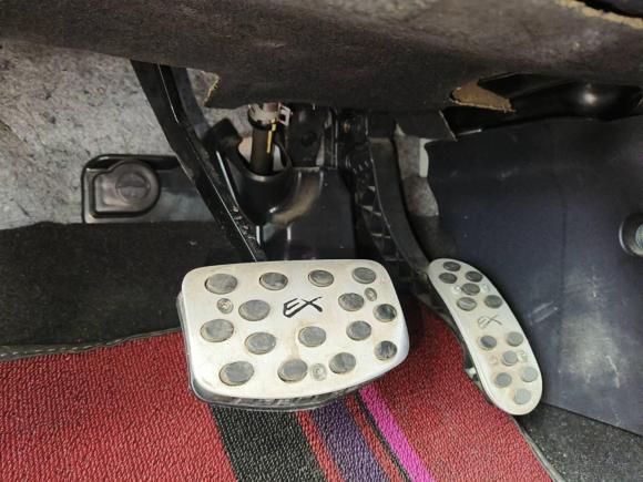 [深圳·粤D] 二手三菱翼神2011款 致炫版 2.0L CVT旗舰型