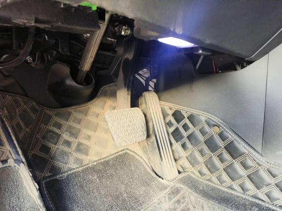 [青岛·鲁U] 二手红旗红旗H52022款 经典款 1.8T 自动智联旗享版