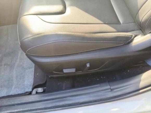 [苏州·苏U] 二手现代伊兰特2022款 1.5L CVT LUX尊贵版