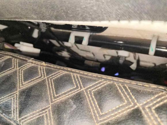 [青岛·鲁U] 二手红旗红旗H52022款 经典款 1.8T 自动智联旗享版