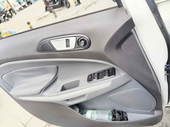 [成都·川A] 二手福特翼搏2013款 1.5L 自动尊贵型