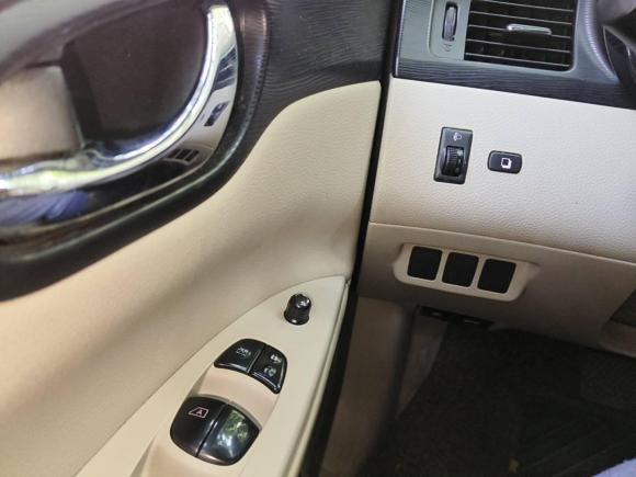 [西安·陕A] 二手日产骐达TIIDA2013款 1.6L CVT酷咖版