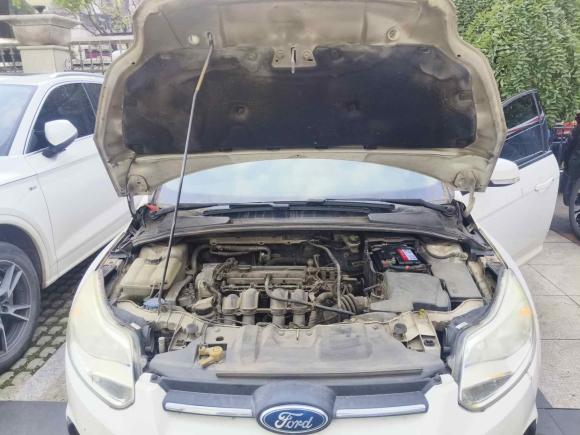 [武汉·鄂A] 二手福特福克斯2012款 三厢 1.6L 自动舒适型