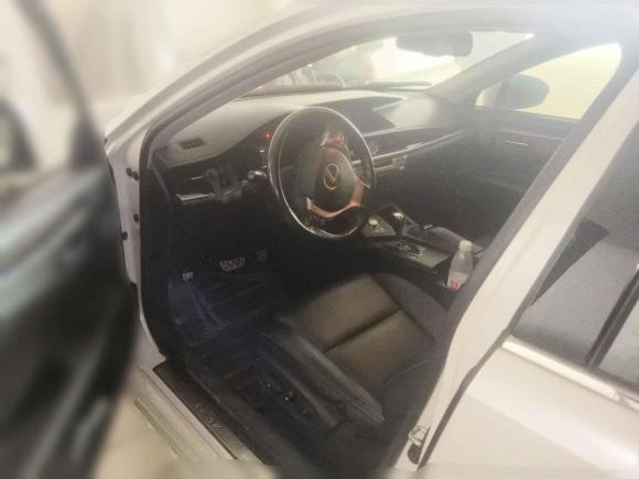 [西安·陕A] 二手雷克萨斯雷克萨斯ES2013款 300h 精英版