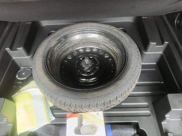 [南昌·赣A] 二手别克昂科威Plus2022款 昂科威Plus 652T 五座四驱豪华型