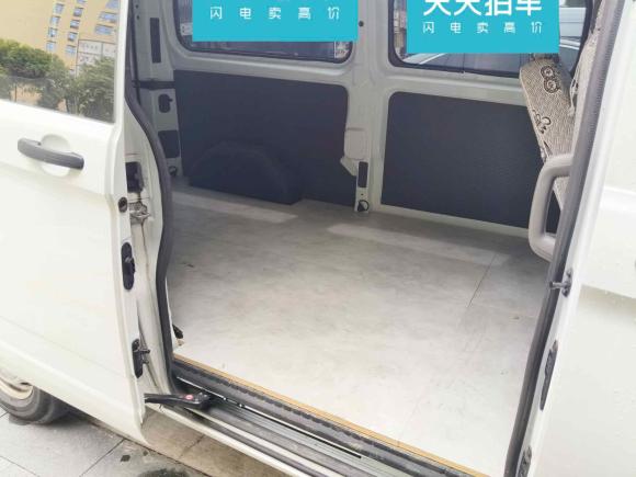 [苏州·苏U] 二手福特全顺2023款 2.0T柴油手动多功能商用车中轴低顶5/6座