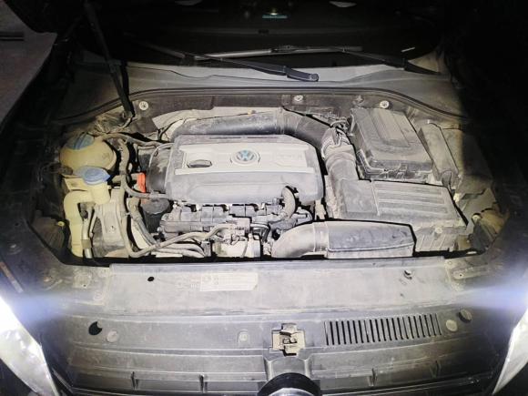 [广州·冀R] 二手大众帕萨特B42014款 1.8TSI DSG御尊版