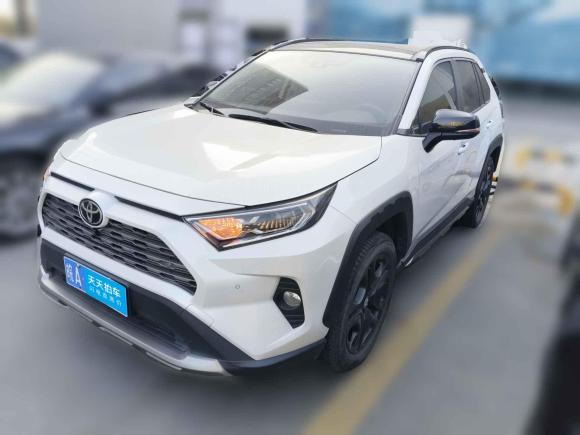 丰田RAV4荣放2022款 2.0L CVT四驱尊贵版「合肥二手车」「天天拍车」