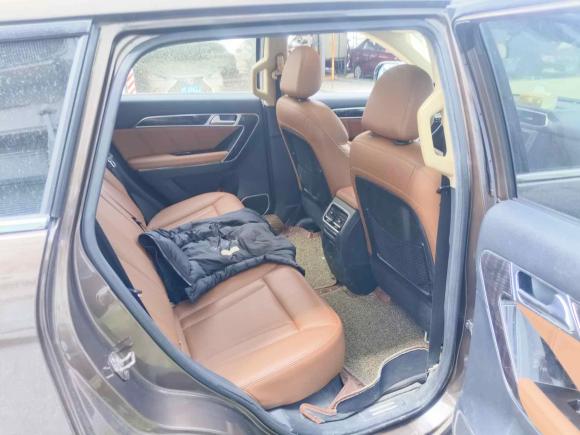 [上海·鲁R] 二手哈弗哈弗H6 Coupe2016款 蓝标 1.5T 自动两驱都市型