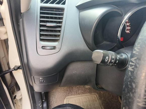 [西安·陕A] 二手起亚秀尔2013款 1.6L AT Premium