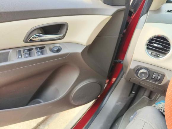 [上海·沪C] 二手雪佛兰科鲁兹2015款 1.5L 经典 SL MT