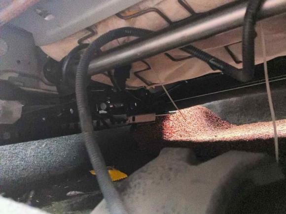 [西安·豫A] 二手奇瑞瑞虎32015款 1.6L 手动智尚运动版