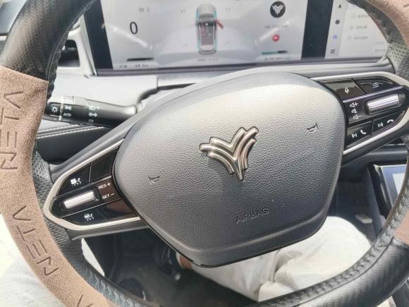 [上海·沪A] 二手哪吒汽车哪吒U2022款 哪吒U-Ⅱ 610 三元锂