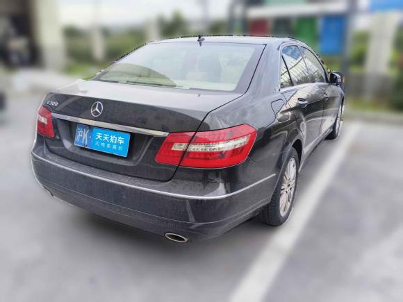[上海·沪K] 二手奔驰奔驰E级2009款 E 300 优雅型