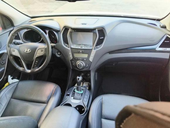 [上海·沪C] 二手现代胜达2013款 2.4L 自动两驱智能型