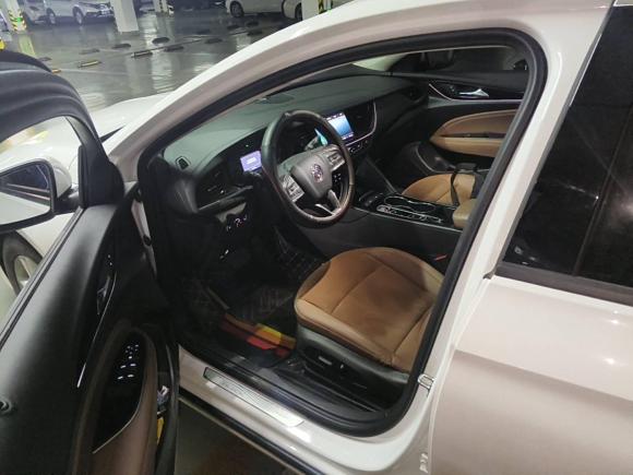 [无锡·苏B] 二手别克君威2022款 552T 智享型