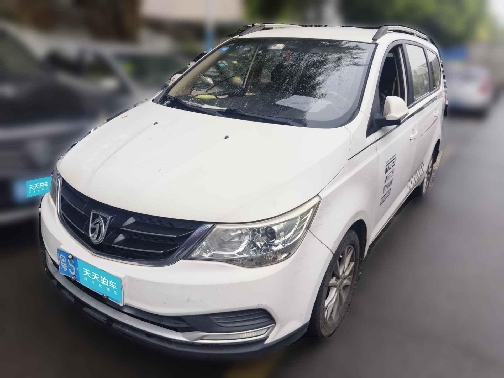 [深圳·粤S] 宝骏宝骏7302016款 改款 1.5L 手动标准型 7座 国V