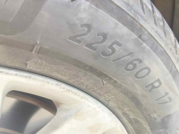 [广州·粤A] 二手别克别克GL82014款 2.4L CT豪华商务舒适版