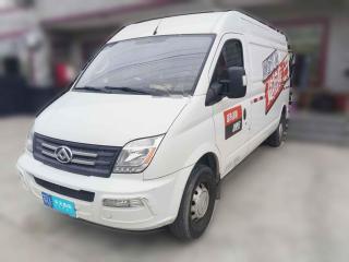 上汽大通MAXUS新途V802021款 2.0T AMT经典城配王长轴中顶3座