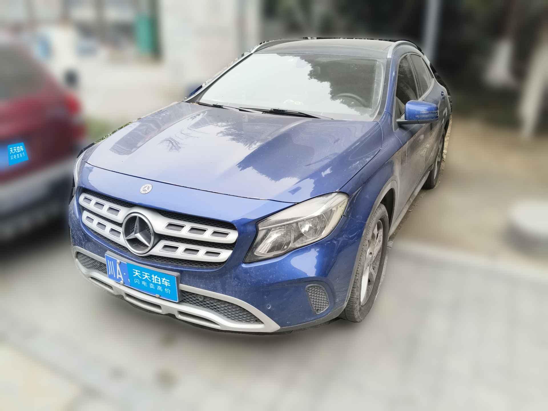 [成都·川A] 奔驰奔驰GLA2017款 GLA 200 动感型