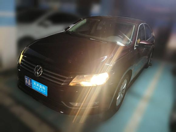 [南京·苏A] 二手大众帕萨特2015款 1.8TSI DSG尊荣版