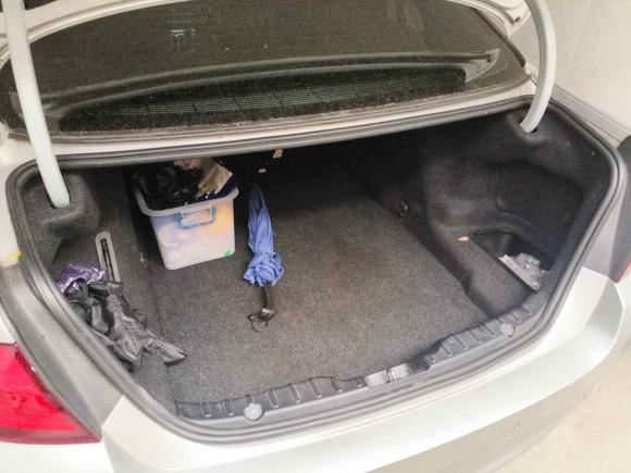 [南昌·赣M] 二手宝马宝马5系2011款 528Li 领先型