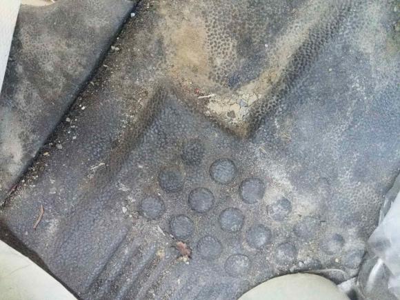 [苏州·苏E] 二手福特经典全顺2016款 2.4L汽油短轴6座中顶多功能车4G69S4N