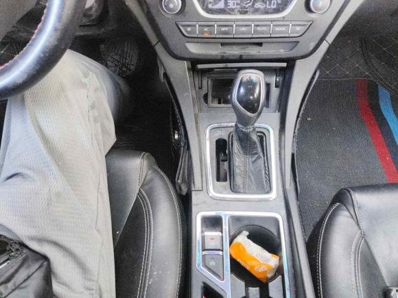 [义乌·浙G] 二手吉利汽车帝豪2017款 三厢百万款 1.5L CVT向上版