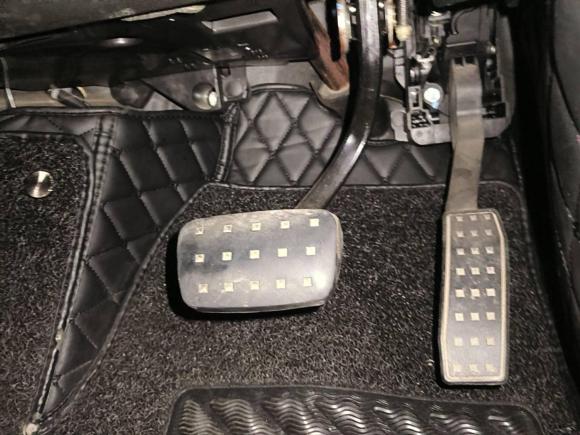 [武汉·鄂D] 二手凯迪拉克凯迪拉克SRX2012款 3.0L 精英型