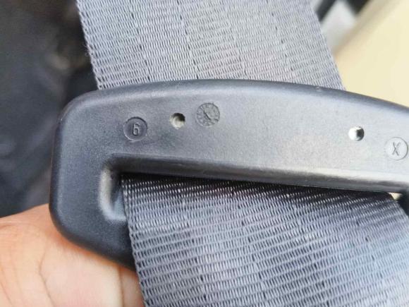 [南昌·赣A] 二手路虎揽胜极光2013款 2.0T 5门耀致版