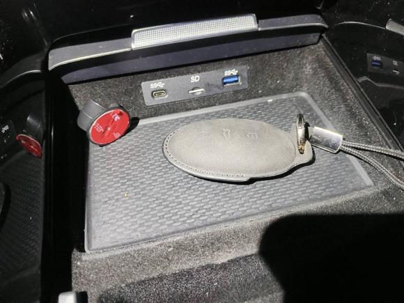 [上海·沪A] 二手荣威飞凡R72022款 长续高阶版