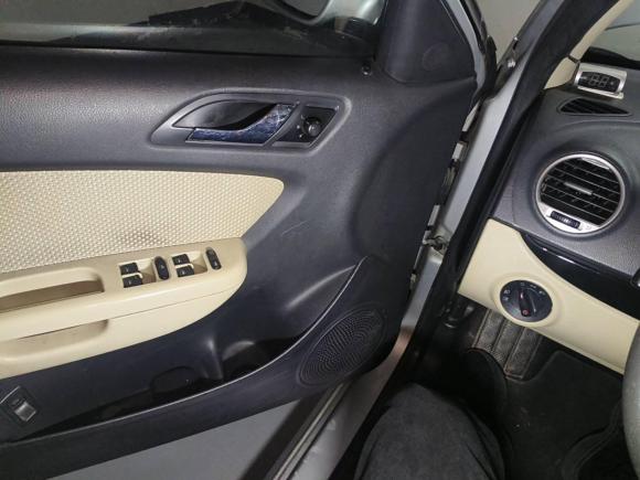 [成都·川A] 二手大众朗逸2011款 1.6L 自动品悠版