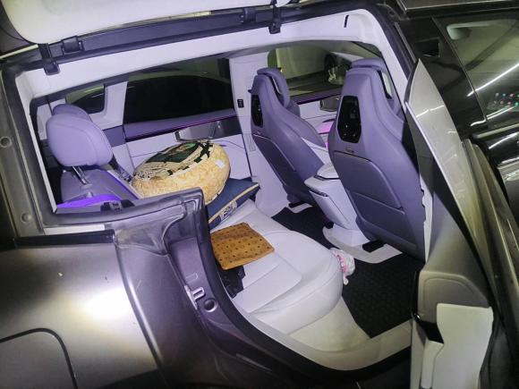 [上海·沪A] 二手高合汽车高合HiPhi Y2023款 560km 精英版