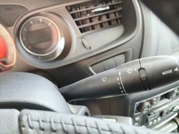 [武汉·鄂A] 二手雪铁龙雪铁龙C52011款 2.3L 自动尊贵型