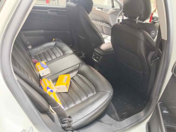 [广州·桂R] 二手福特蒙迪欧2013款 2.0L GTDi240旗舰型