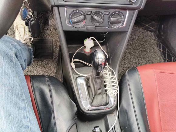 [成都·川A] 二手大众捷达2015款 1.6L 自动舒适型