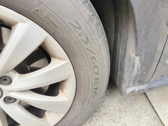 [上海·沪C] 二手大众帕萨特2011款 1.8TSI 自动尊荣版