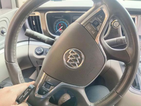 [上海·沪A] 二手别克别克GL82011款 2.4L LT豪华商务行政版