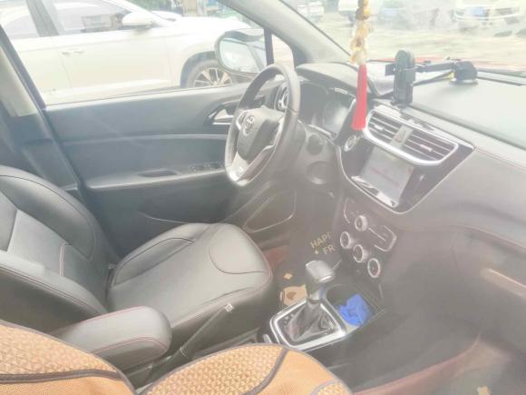 [成都·川A] 二手中华中华V32016款 1.5L 自动智能型