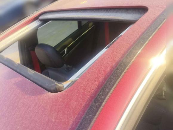 [上海·沪D] 二手奔驰奔驰C级2013款 C 300 运动型 Grand Edition