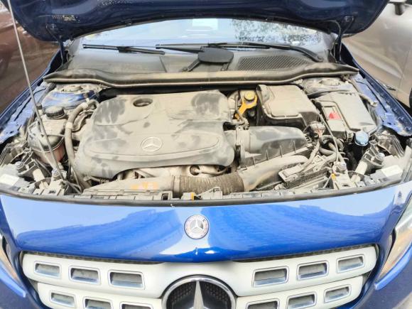 [上海·沪D] 二手奔驰奔驰GLA2018款 GLA 200 动感型