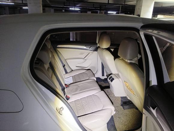 [无锡·苏B] 二手大众高尔夫2015款 1.4TSI 自动豪华型