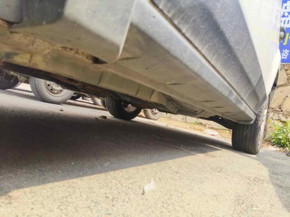 [武汉·鄂A] 二手Jeep自由客2011款 2.4 经典升级版