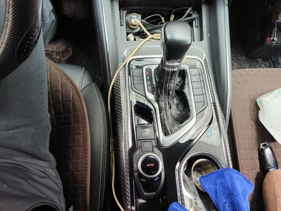 [广州·粤S] 二手大通上汽大通MAXUS D902017款 2.0T 自动四驱 天狼星